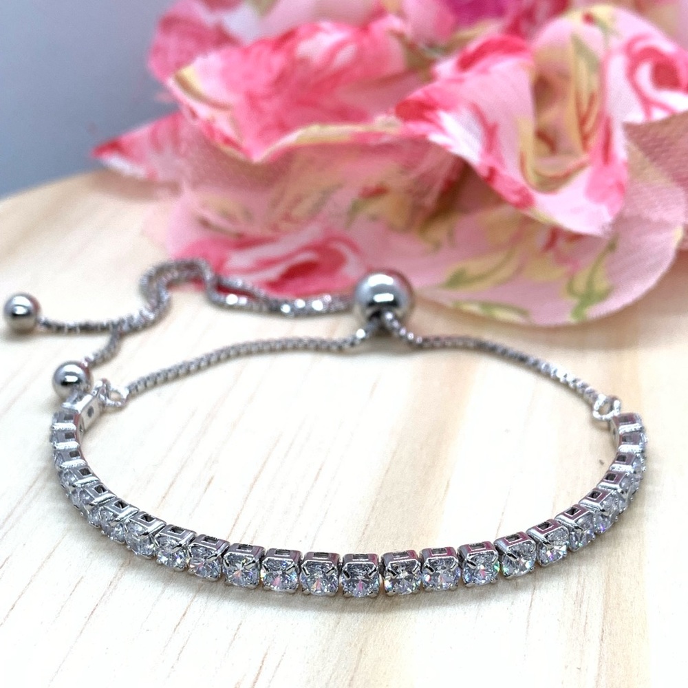 🌟 Silver 925 CZ Diamond Tennis Bracelet - Picture 2 of 7